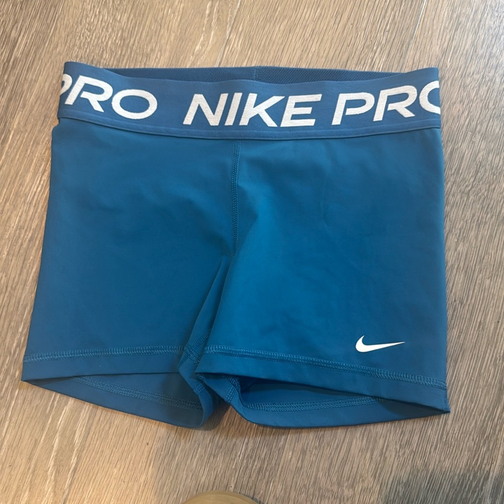 Nike pros
